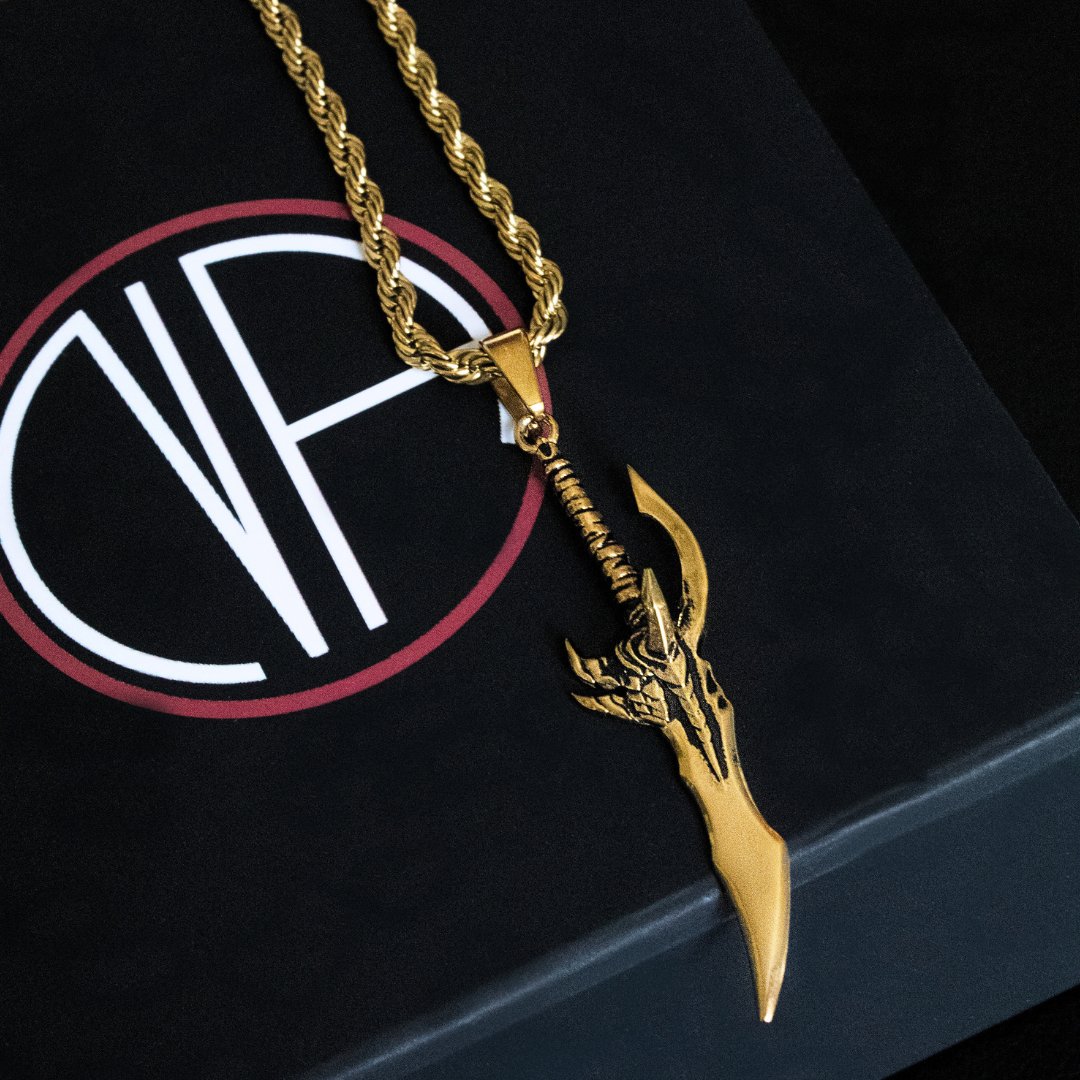 18K Kasaka's Venom Fang Pendant - NAnimerica