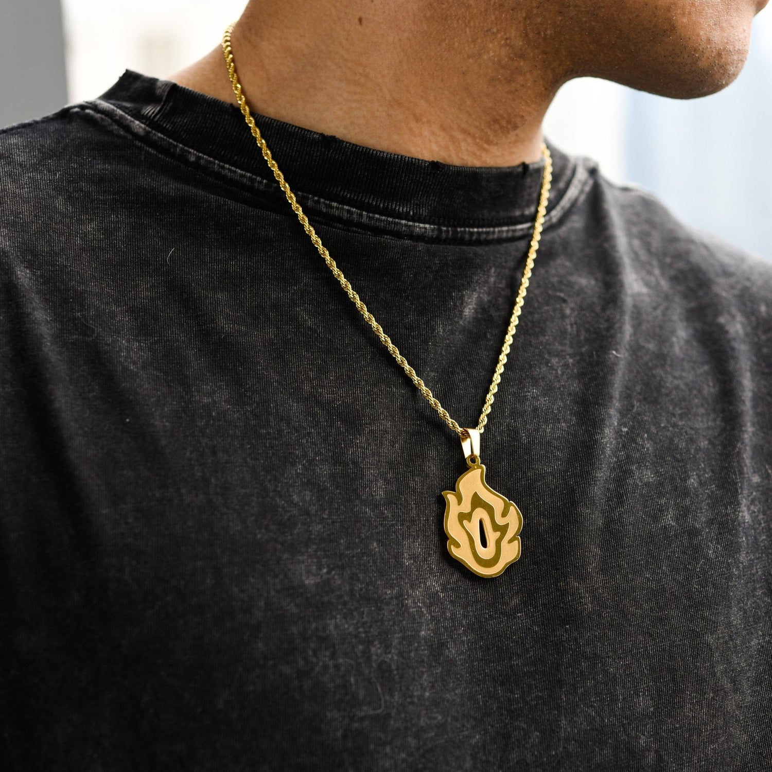 18K Rengoku Nichirin Guard Pendant - NAnimerica